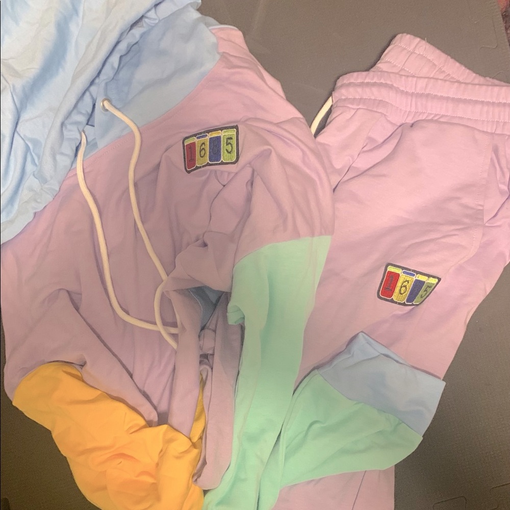 XL Fitted Hoodie and XL matching fitted joggers. New in original packaging